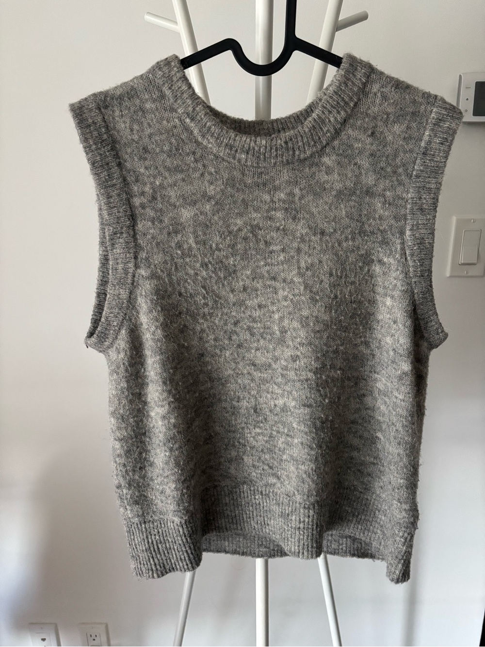 Women's Gray Knit Sleeveless Tank Sweater